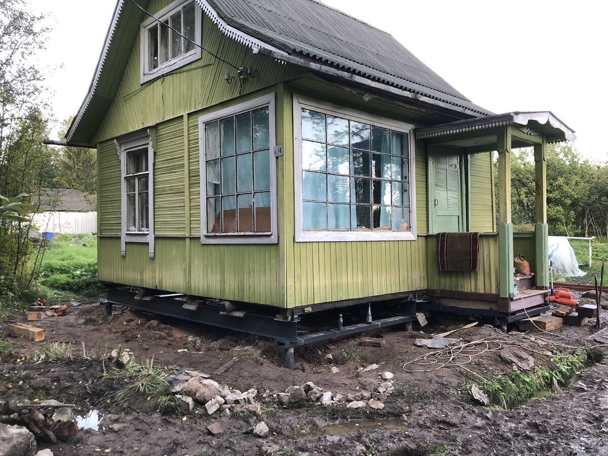 Подъём домов на винтовые сваи в СПб и Ленинградской области | ЦСУ  Возрождение